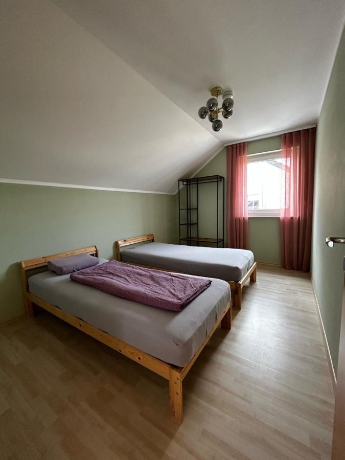 Felicidad Apartment Lochgau ภายนอก รูปภาพ